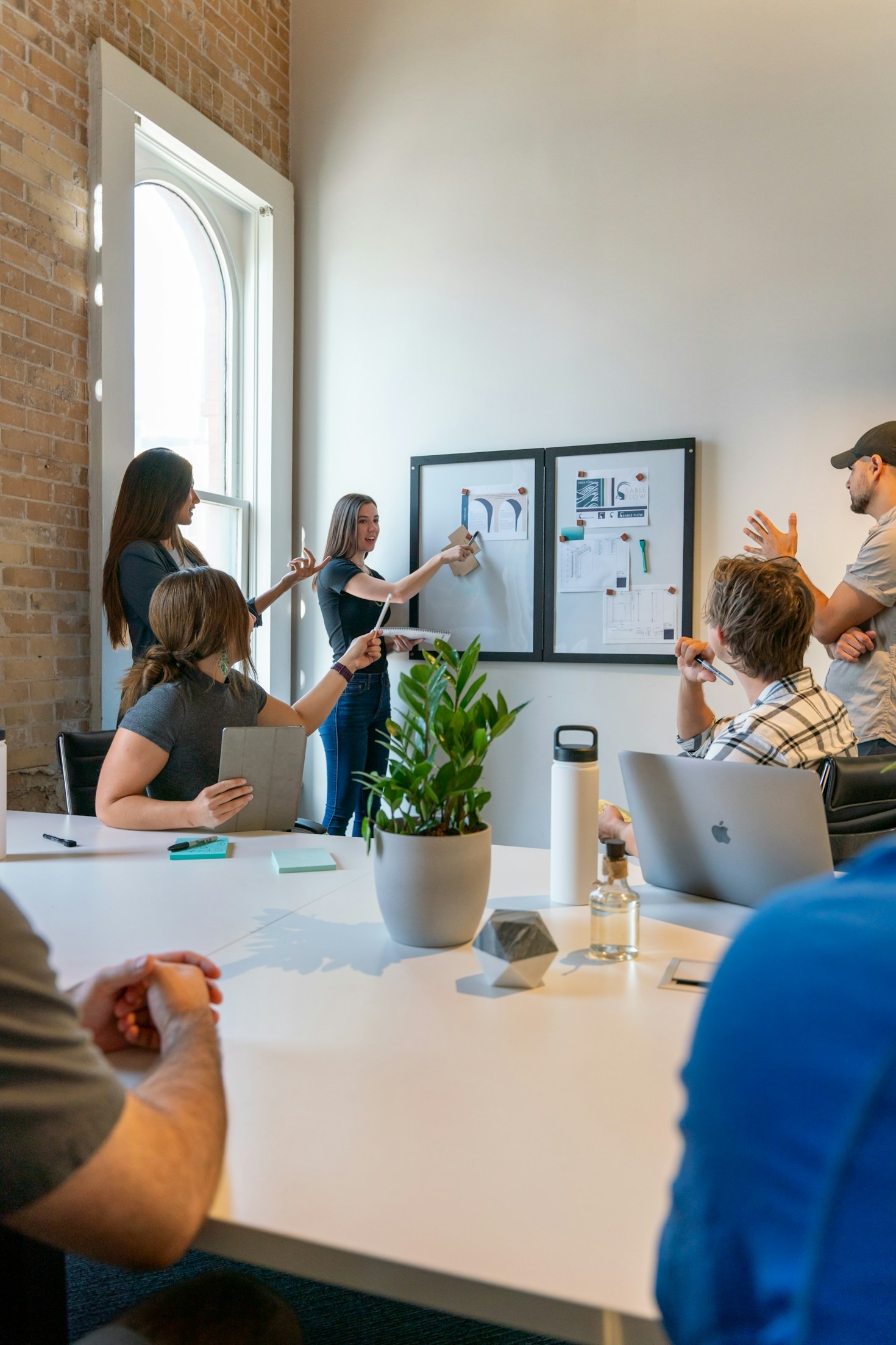 How to Craft Compelling Articles That Resonate